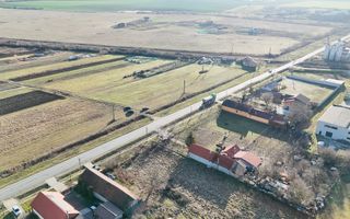 Parcele teren intravilan 1500mp la 15euro/mp in Pischia - Poză 1