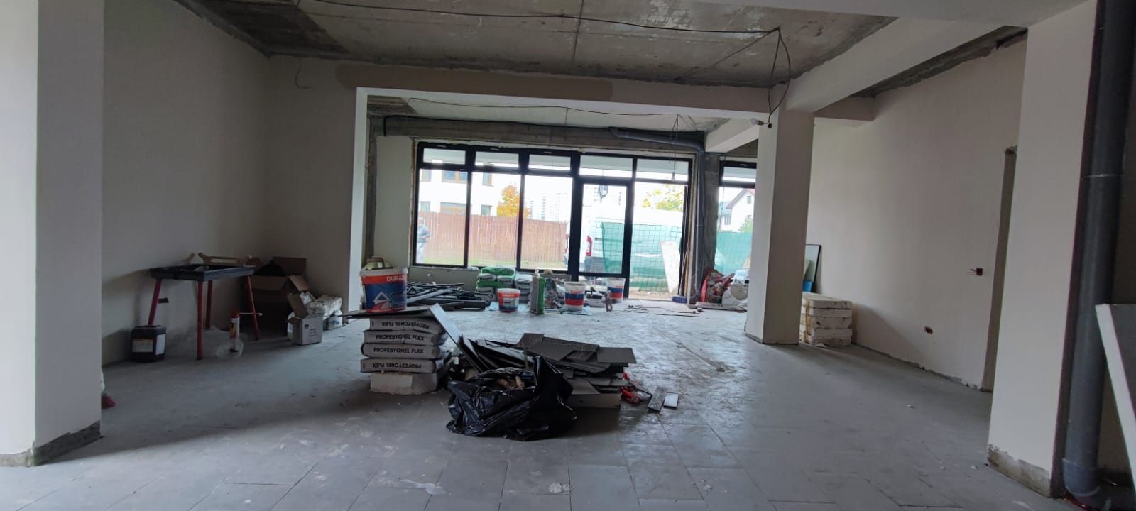 Stradal -Vad Comercial Vitrina - Poză 6