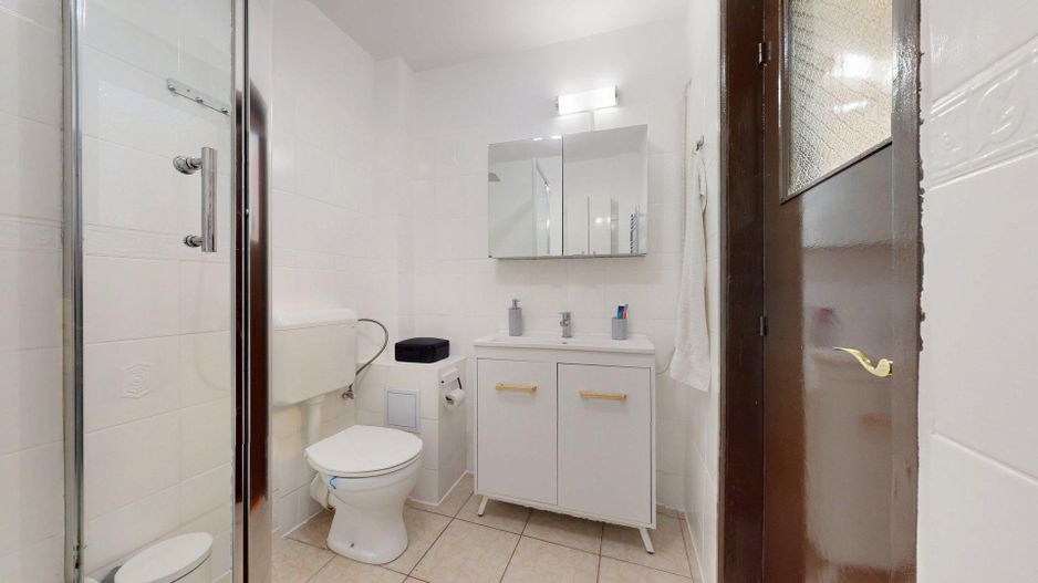 Casă cu șarm istoric lângă Cișmigiu – 6 camere, atrium natural, cramă - Poză 41