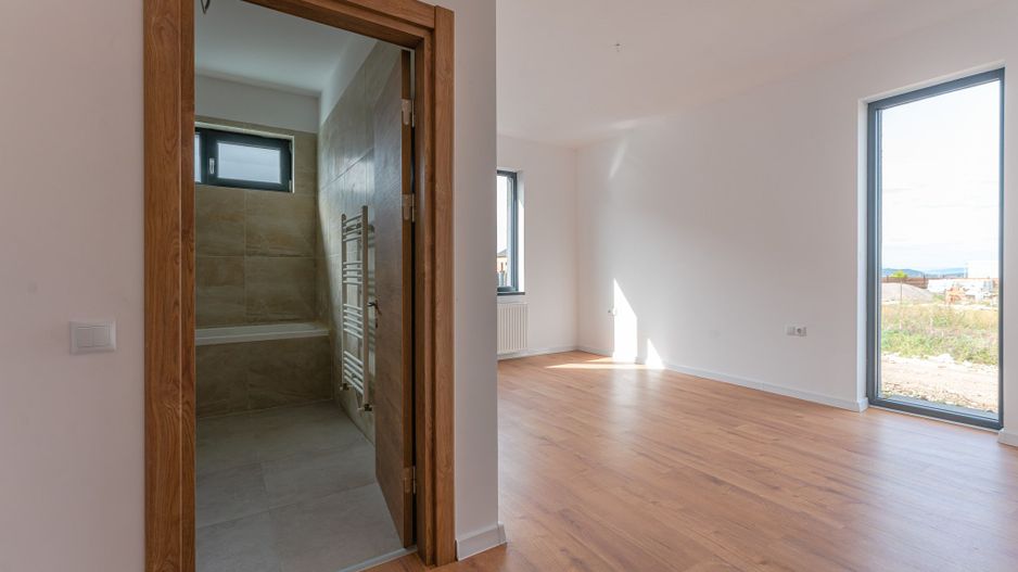 Casa individuala dispusa pe un singur nivel in Izvor, Tarlungeni - Poză 7