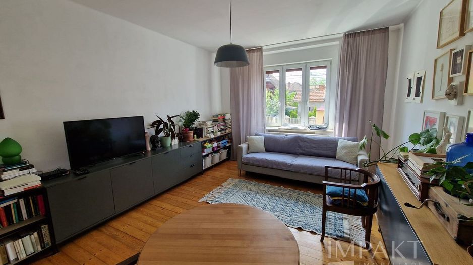 Apartament decomandat cu 2 camere la casa in Bulgaria - Poză 2