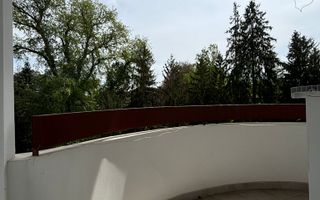 Garsoniera 30 mp, centrala proprie, balcon, zona UMF - Poză 8