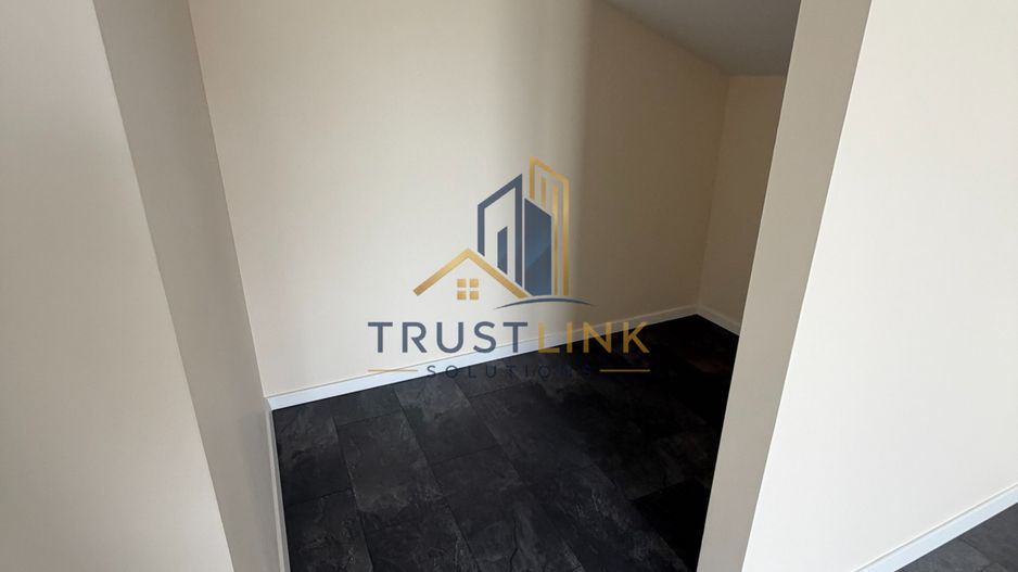 Casa individuala 4 camere Finalizata 380mp curte Berceni - Poză 15