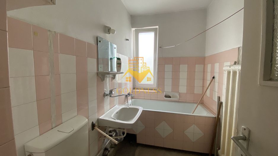 Apartament 2 camere decomandate orientat Sud, et 3/4, P-ta M. Viteazu! - Poză 5