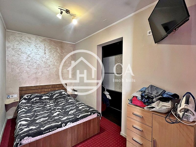 Apartament de vânzare la curte comuna cu 3 camere, Ultracentral,Oradea - Poză 6