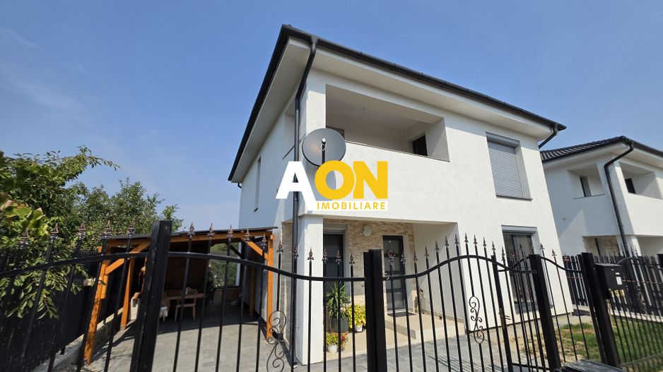 Casa Individuala, 4 Camere, 2 Băi, 250mp Teren - Poză 1