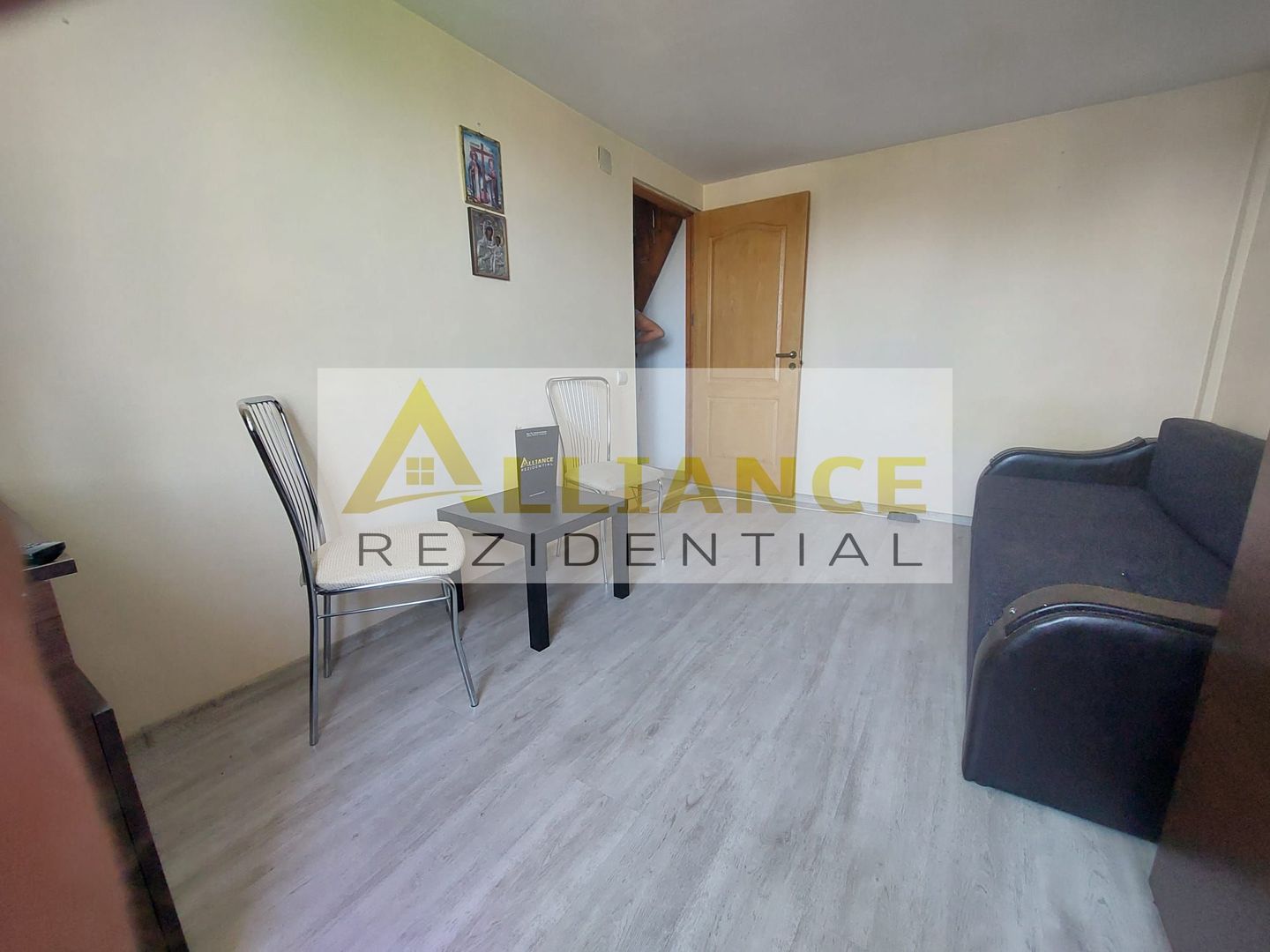 Apartament 2 camere + mansardă | Strada Poștalionului | Sector 4 - Poză 1