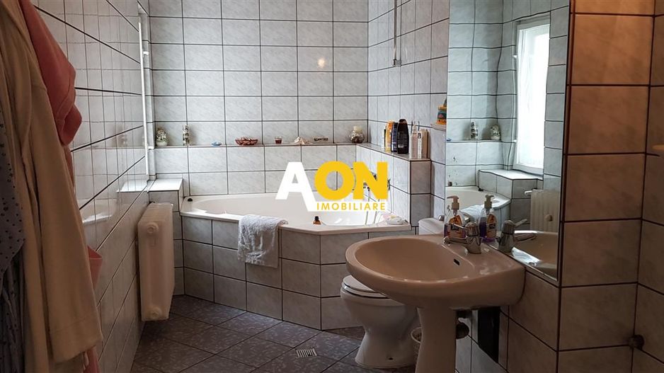 Casa ideala pentru transformare in pensiune - Poză 22