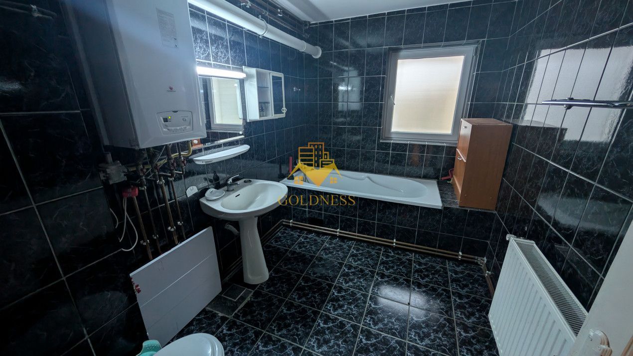 Casa/Spatiu de birou,Andrei Muresanu, 9 Camere,10 Parcari,Curte 2000mp - Poză 18