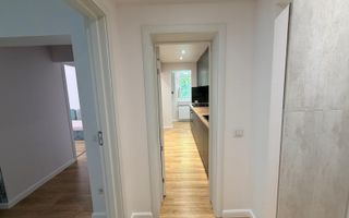 Inchiriere apartament 3 camere, Micro 39, etaj 1,sup.70 mp,  P500 euro - Poză 2
