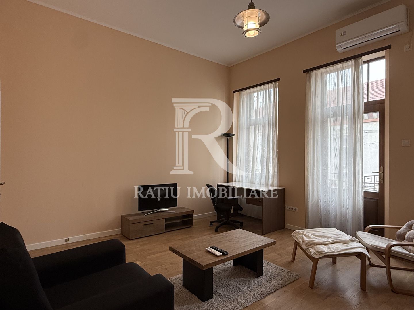 Apartament cu 2 camere de închiriat | Ultracentral | Oradea - Poză 2