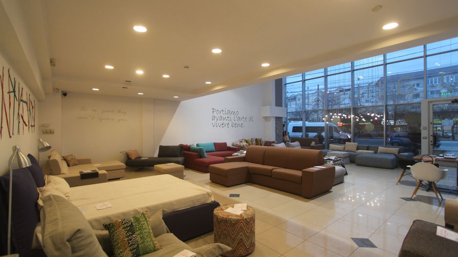 Showroom -150mp-zona de Nord - Poză 12