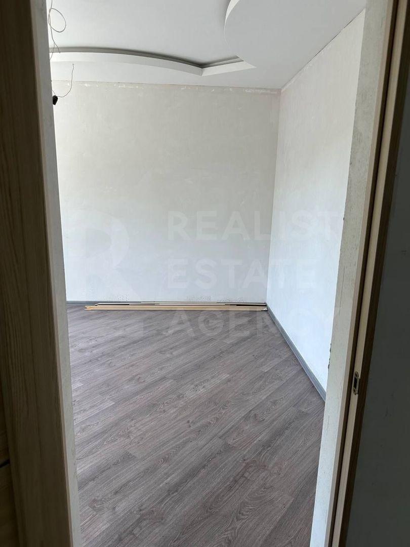 Vânzare 2 case pe un teritoriu, situată pe satul. Marandeni. - Poză 11