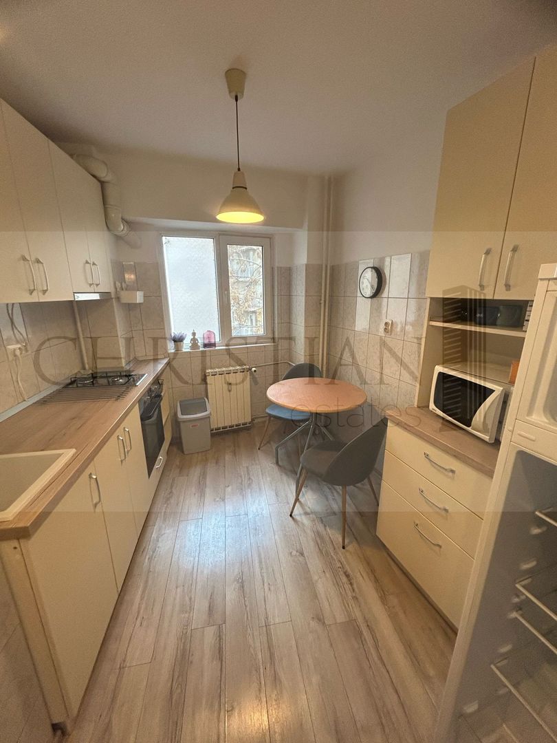 Garsoniera Spatioasa - Mircea Voda 46 - Metrou Timpuri Noi - Poză 2