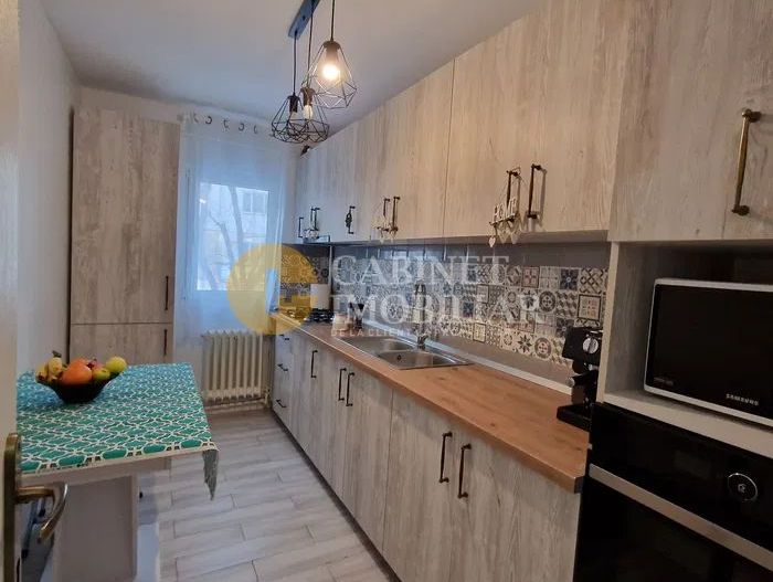 Apartament Decomandat Etaj 1-52 Mp Bloc 1985 -Frumoasa - Poză 6