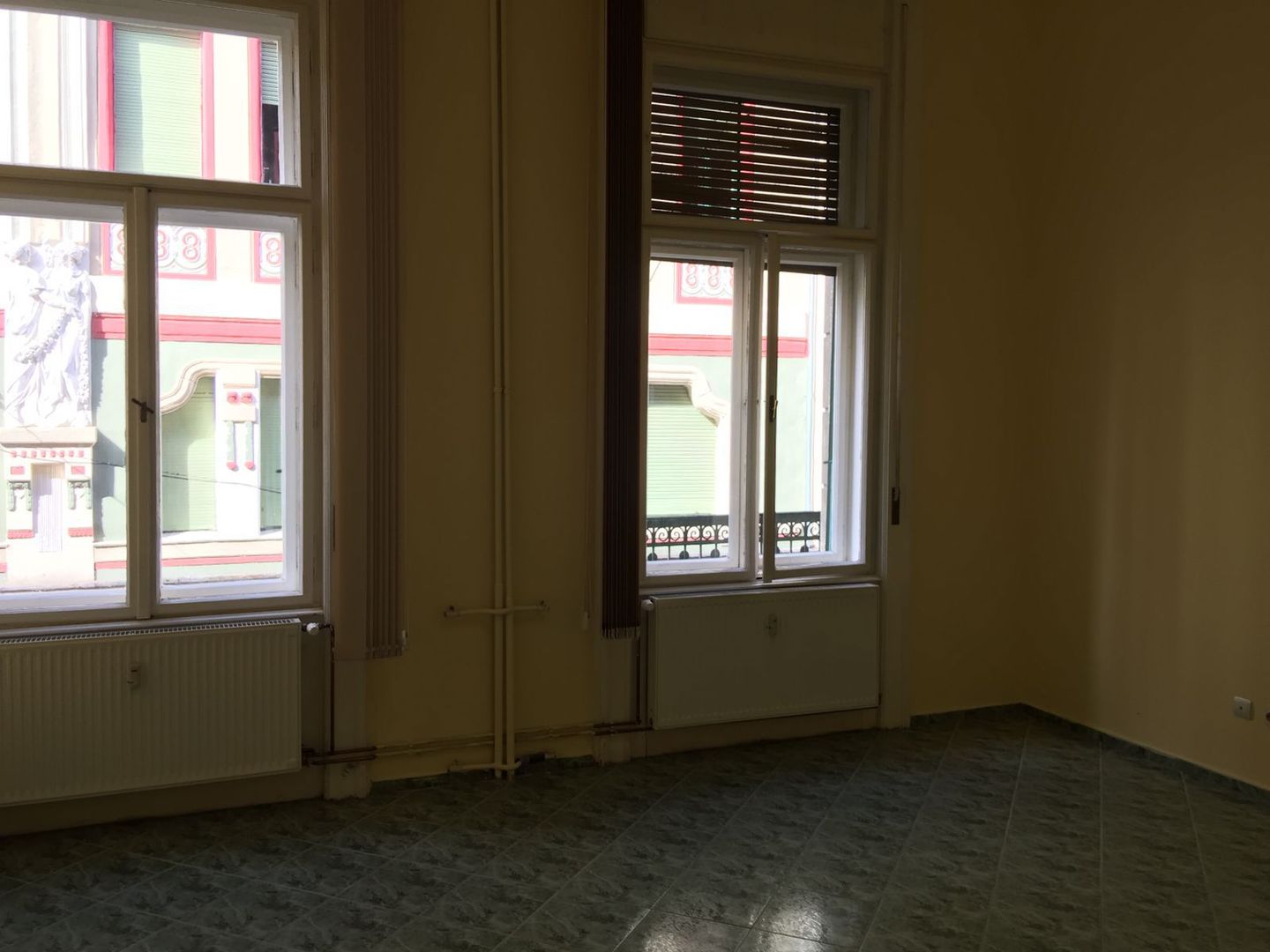 Spatiu birouri ultracentral-zona pietonala - Poză 13