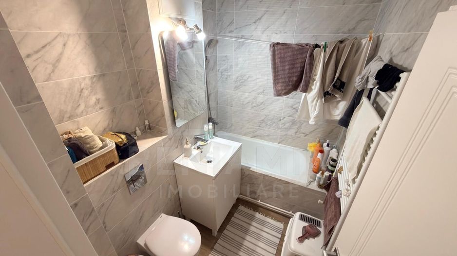 2 decomandate - etaj 3 - 50mp - centrala proprie - modern - Craiovita - Poză 6