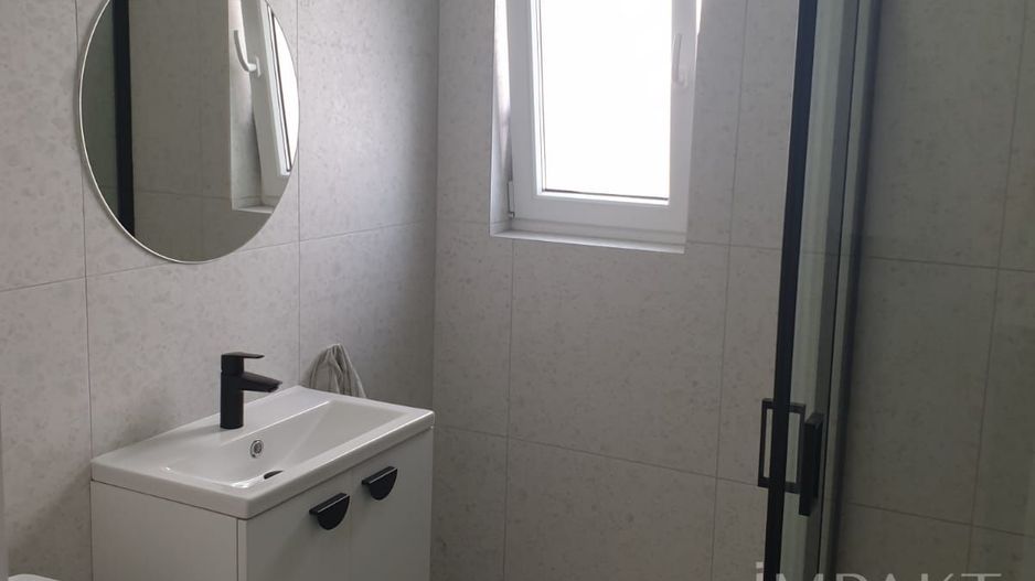 Apartament modern cu 2 camere & parcare subterana in Baciu zona Petrom - Poză 6