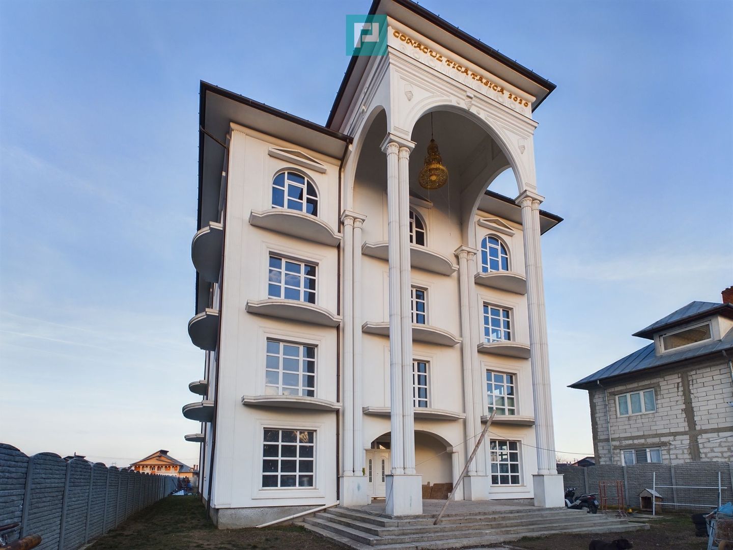 Casa cu potential multiplu, Bolintin Deal - Poză 1