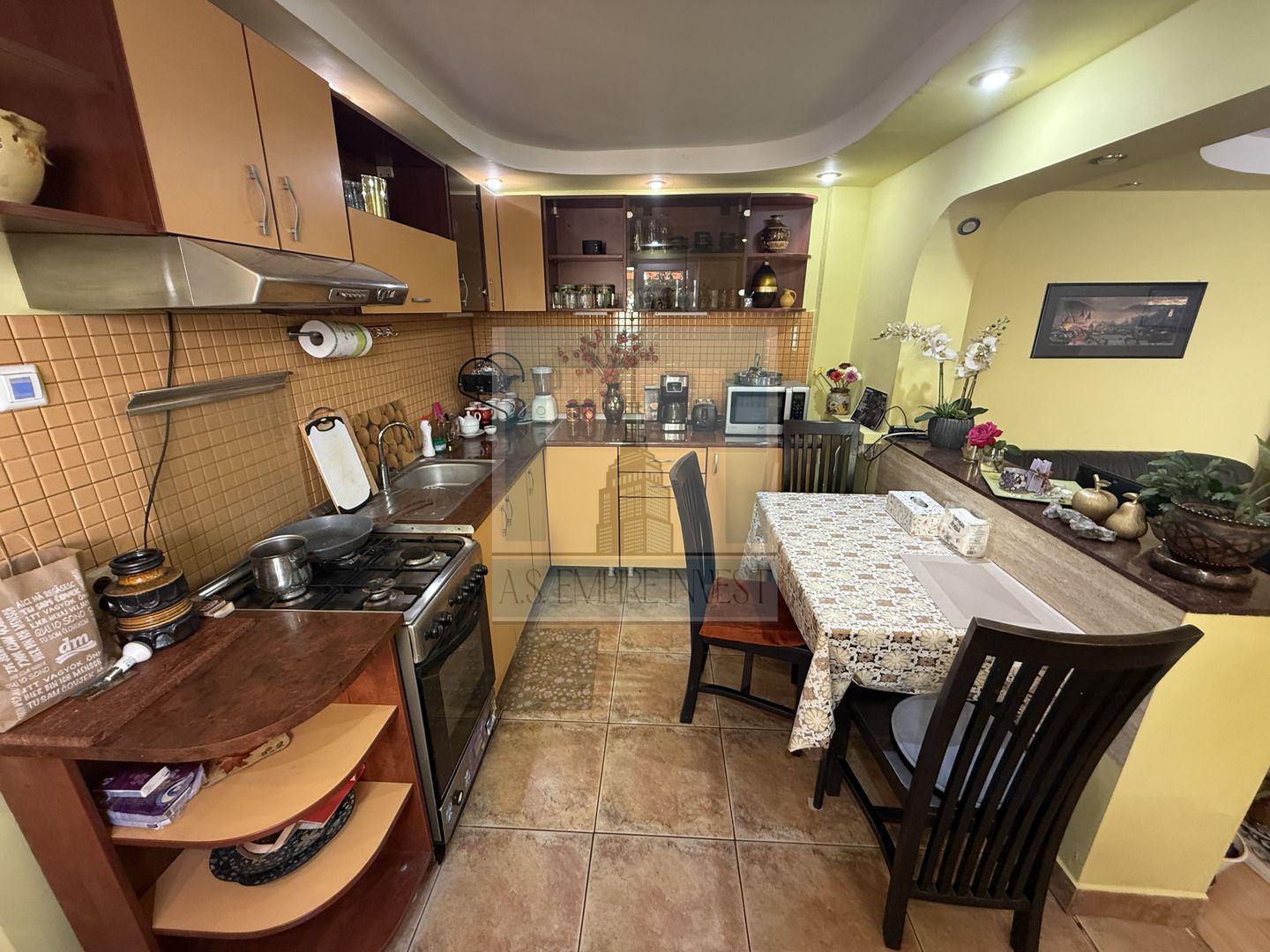 Casa 3 camere,120 mp utili, la casa, curte 240 mp-zona Bartolomeu - Poză 6