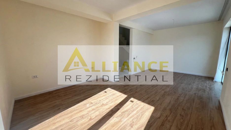 Casa Individuala - 4 camere - 300 MP TEREN-STR.MIORITA - Poză 6