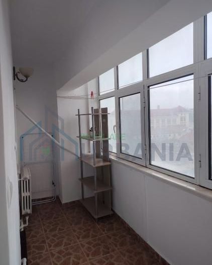 4 camere – 3 min UMF – ultracentral – 3 dormitoare separate – 790 € - Poză 6