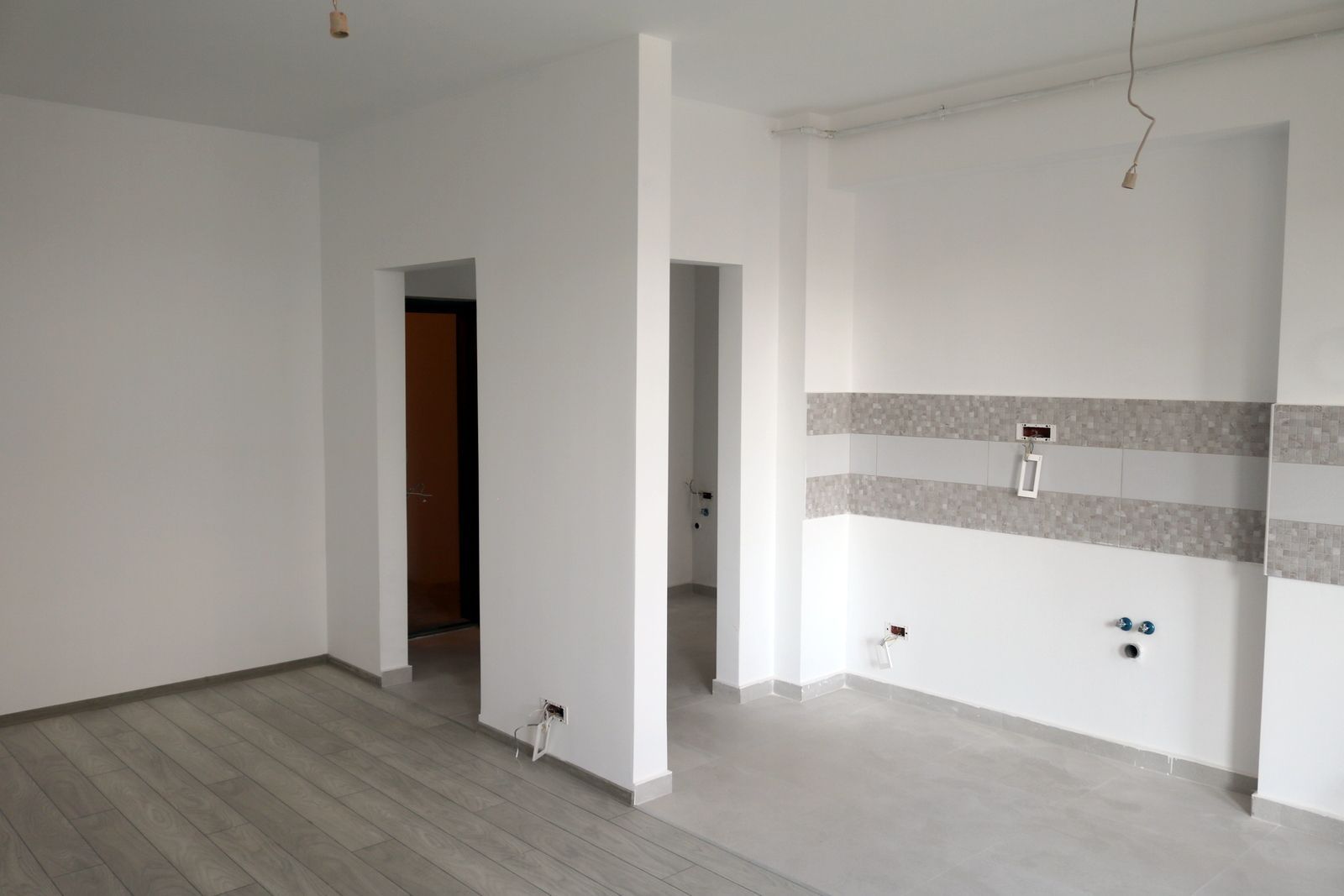 Apartament nou cu parcare - Poză 27