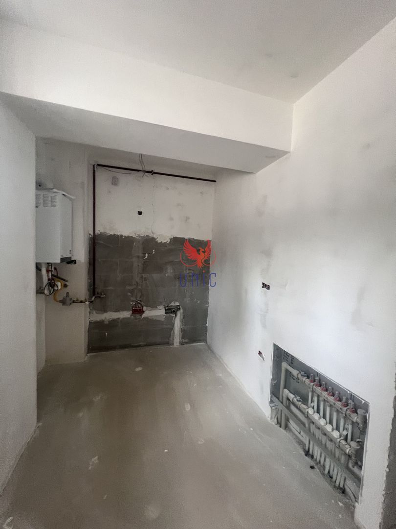 apartament bliateral, decomandat, zona centrala - Poză 12
