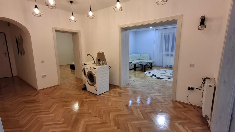 Apartament cu 3 camere la vila, de vanzare, zona Stefan cel Mare, Sibiu - Poză 4