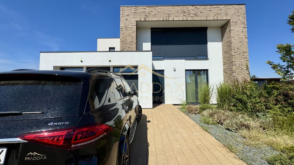 Vila Exclusivista in Mijlocul Naturii *959mp teren*/ 420mpc / Balotesti - Poză 113