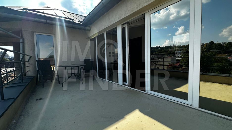 Inchiriere apartament 3 camere in Vila, Central - Poză 18