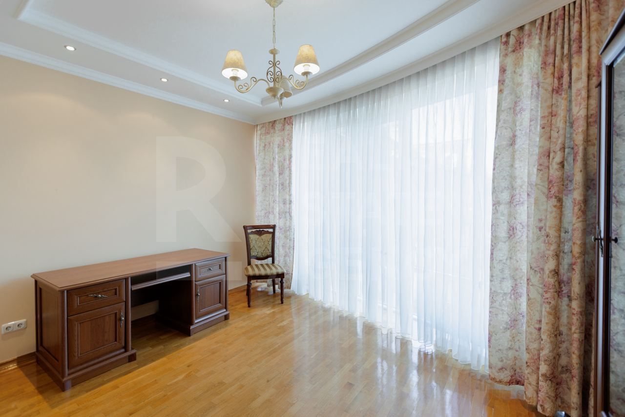 Chirie casă, 4 camere, str. Vasile Alecsandri, Centru - Poză 13