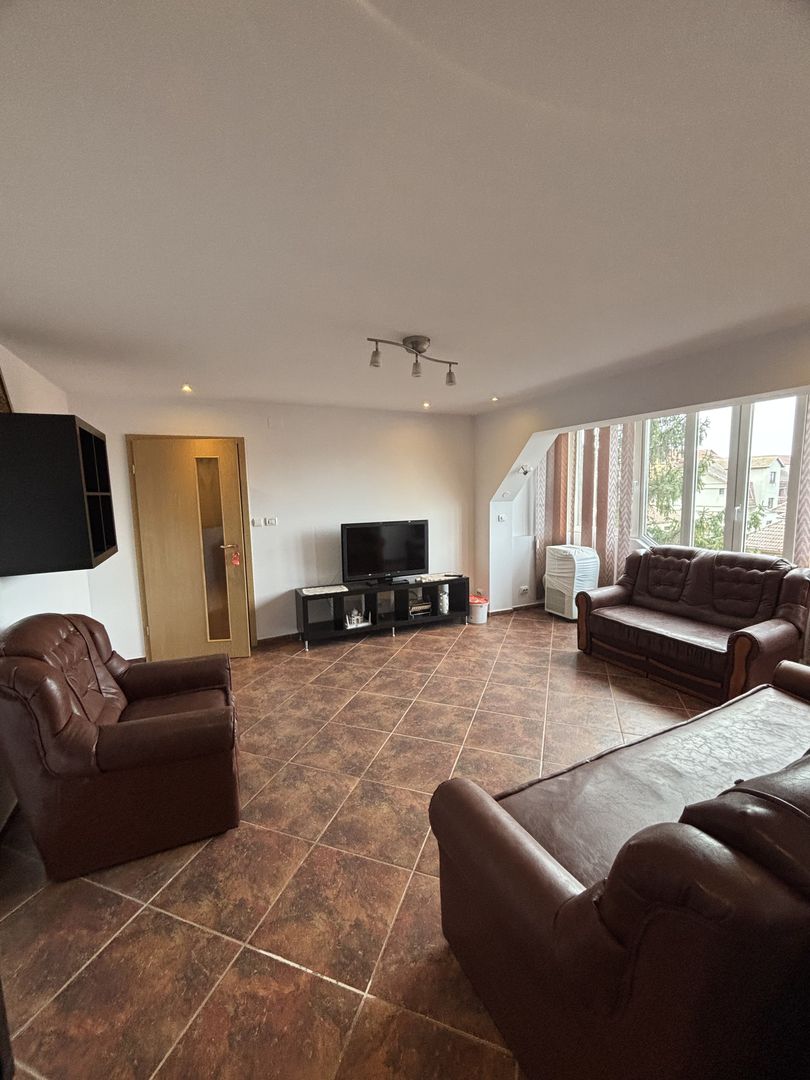 Apartament 3 camere de închiriat zona Aradului - Poză 21