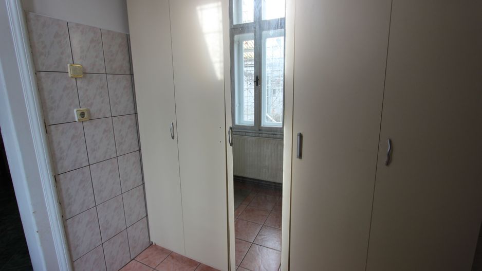 Casă - 5 camere de închiriat în zona Bogdanestilor - Poză 16