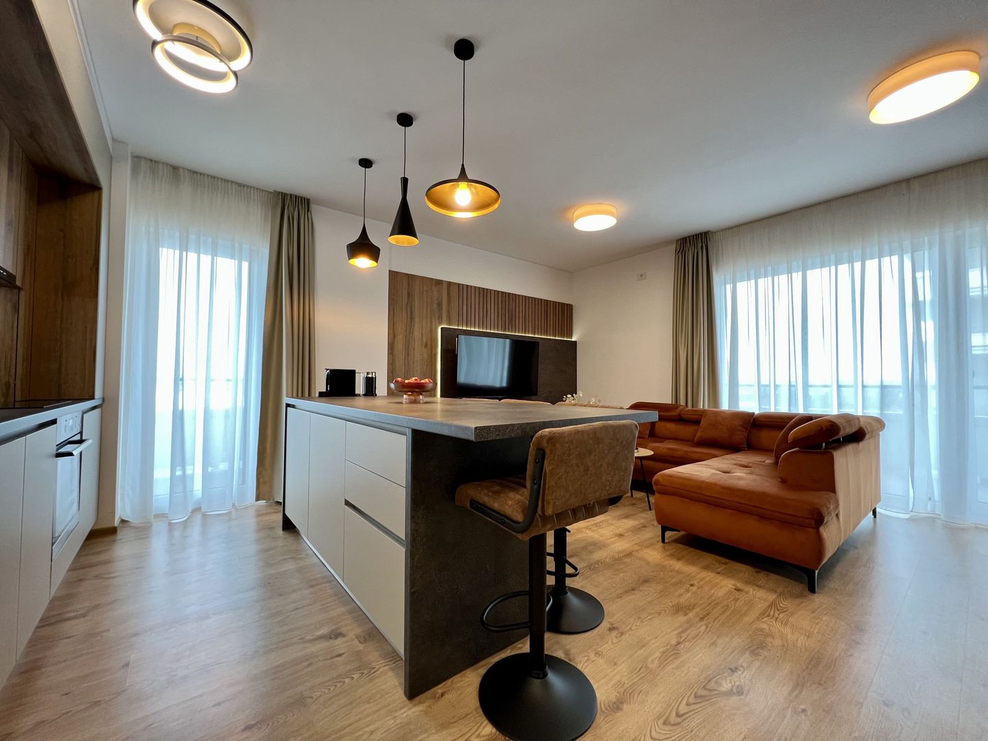 Apartament cu 2 camere in Alphaville Arena - Poză 2