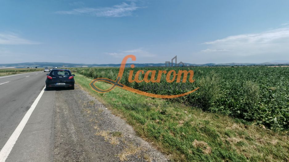 Teren intravilan 3,85 ha,Brasov DN 13 langa MILLE, OLYMPUS, ARKADA - Poză 1
