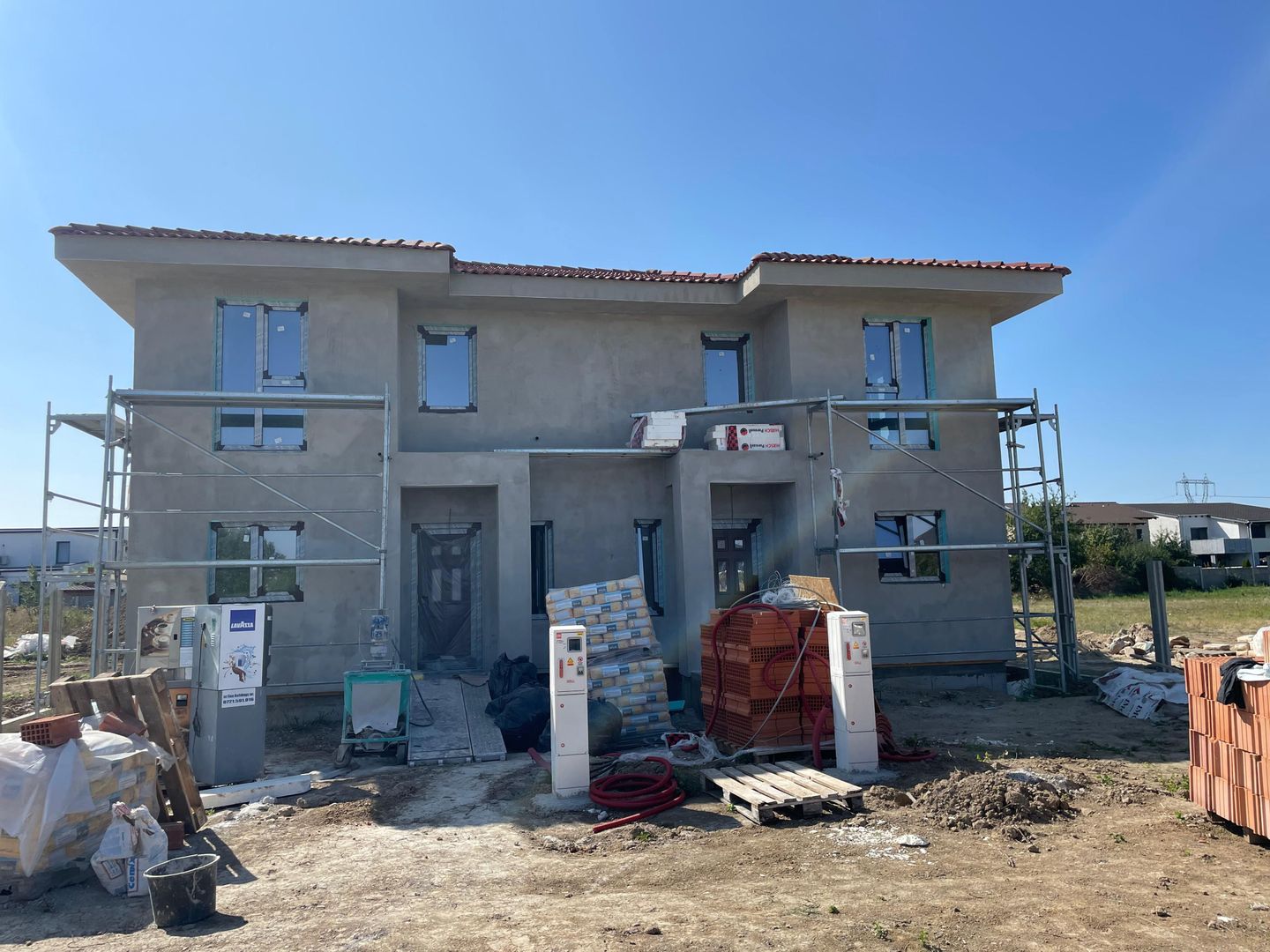 Duplex cu 4 camere |SUPER POZIȚIE| Moșnița Nouă - Poză 1