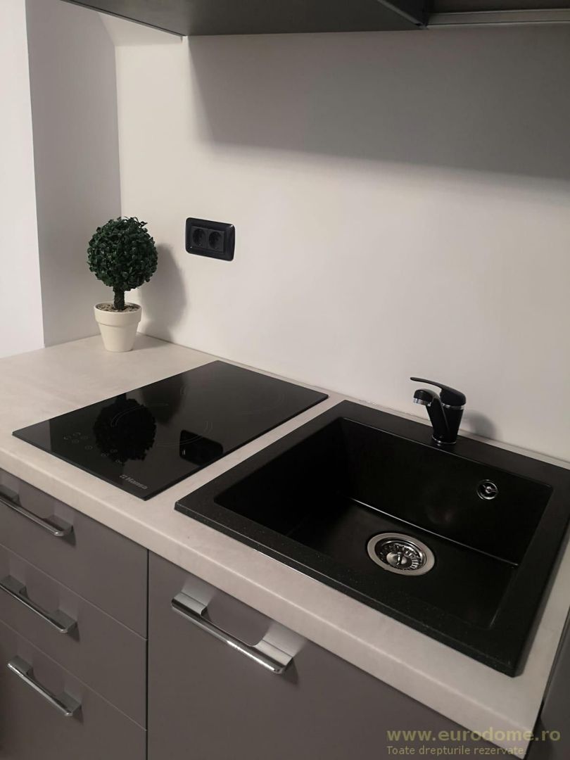 Garsoniera de inchiriat zona centrala - Poză 10