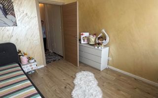 3 CAMERE | 79 MP | MOBILAT UTILAT - PRELUNGIREA GHENCEA - Poză 6