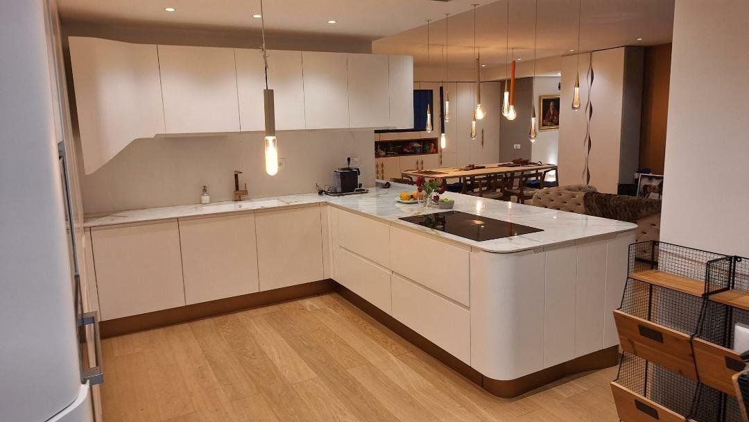 4 CAMERE| Complex VERNESCU| + 2 locuri  parcare- VICTORIEI - Poză 2