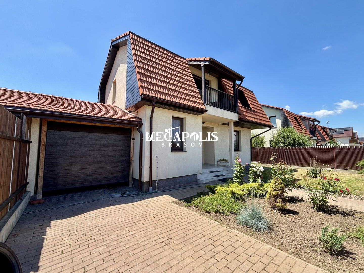 Casă 3 camere | Garaj | Terasă Amenajată | Pet-Friendly | Hărman - Poză 1