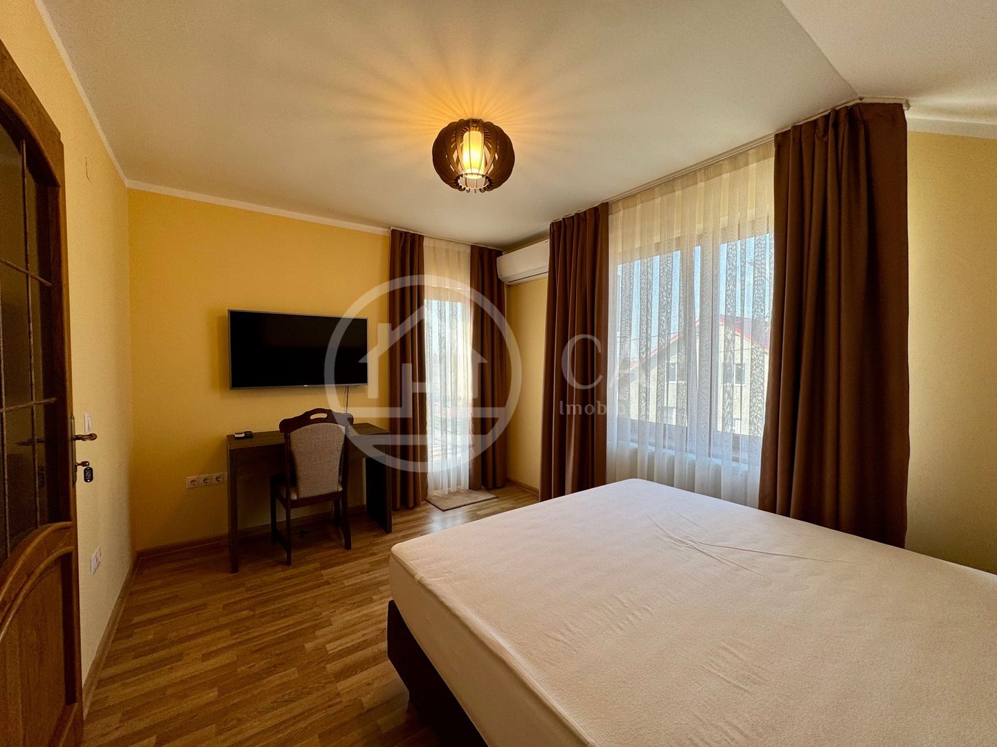 Casă de vânzare cu 5 camere in Sânmartin, Bihor - Poză 13