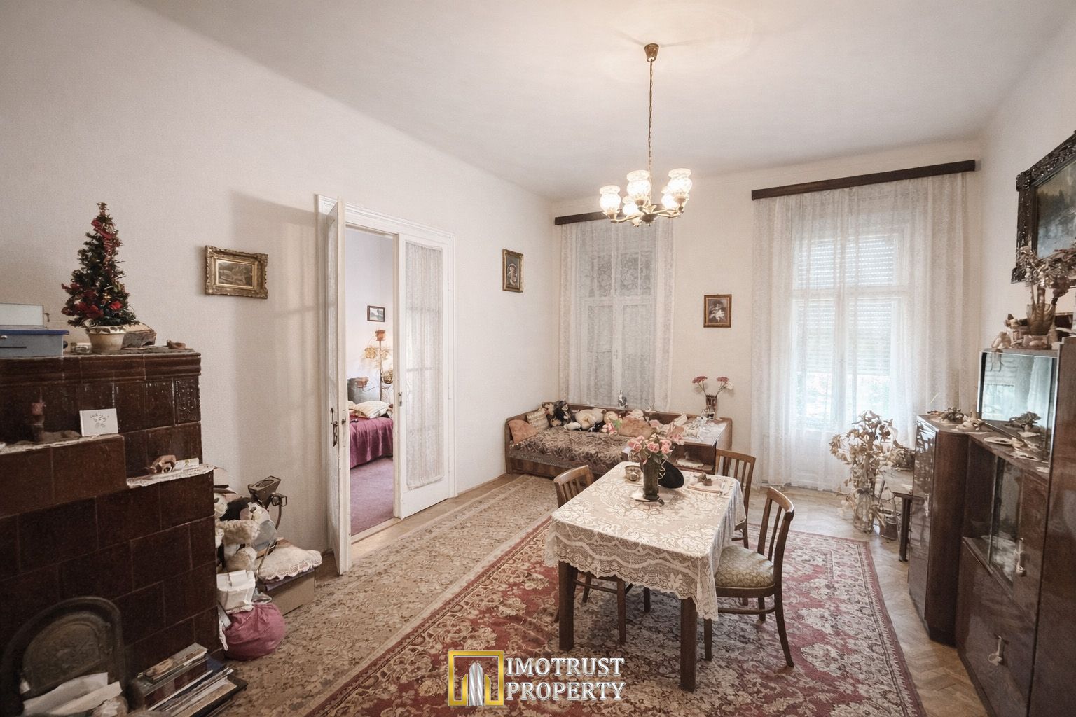 Vânzare apartament 4 camere, ultracentral 150 mp, 4 boxe incluse - Poză 4