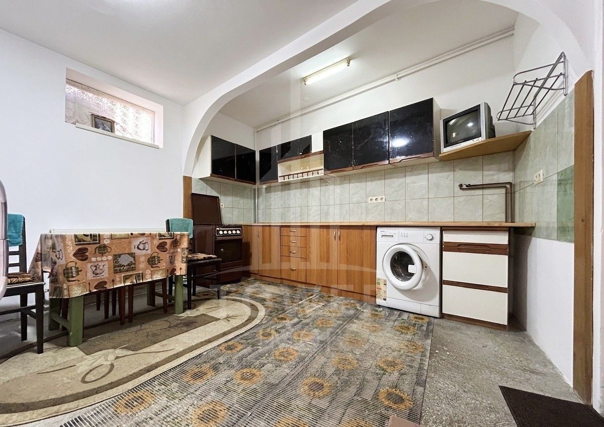 Casă de vânzare în Cisnădie – zonă centrală - Poză 6