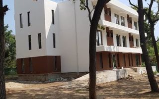 Pensiune deosebită de vânzare în Neptun – la doar 5 minute de plajă! - Poză 5