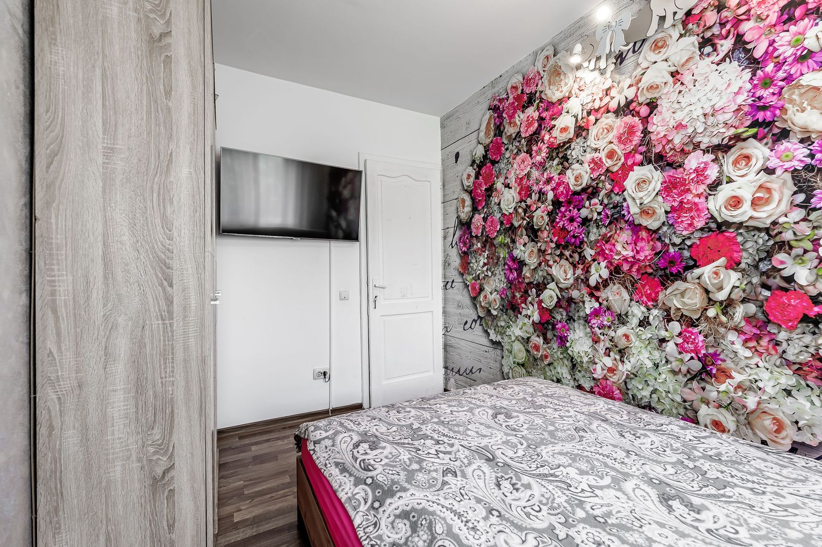 Apartament 3 camere luminos Aurel Vlaicu str Fluturilor - Poză 3