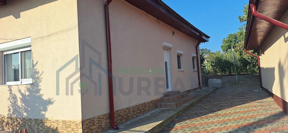 Casă de vânzare în Voinesti, Iași, cu garaj și grădină - Poză 10