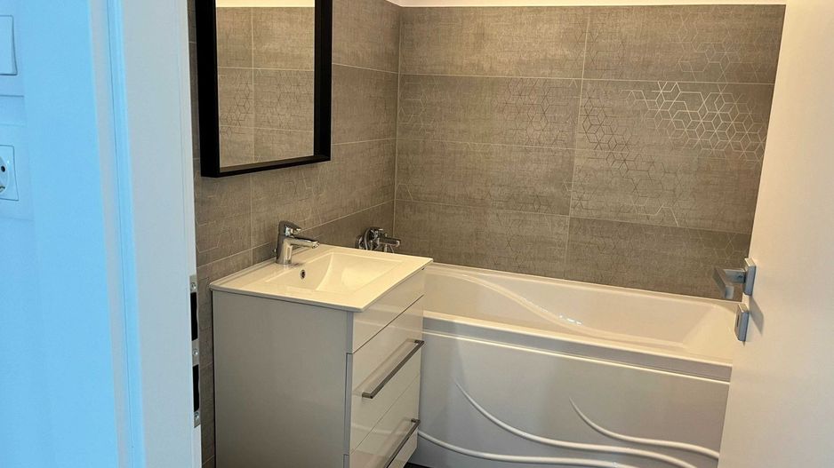 Aviatiei Promenada - Poză 2