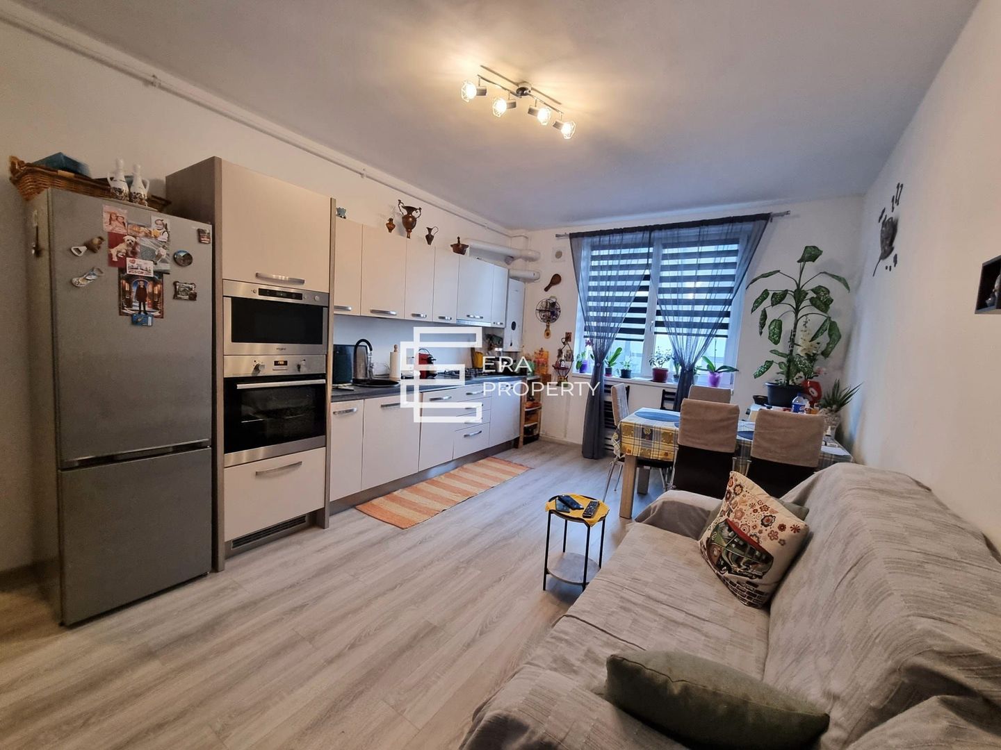 Apartament 3 camere - etaj 2- 54mp- Selimbar zona Profi - Poză 3