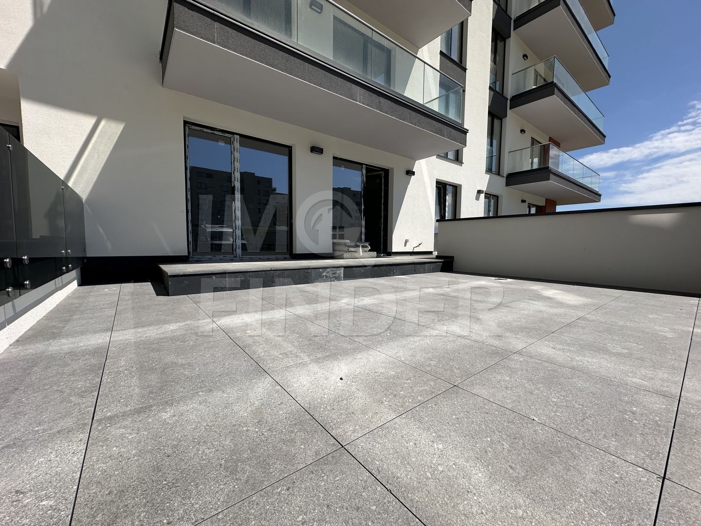 Vanzare apartament 2 camere Buna Ziua 61 mp utili + 51 mp terasa - Poză 1